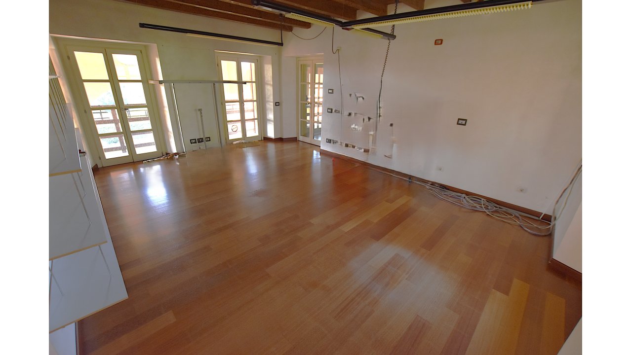 APPARTAMENTO TRE LOCALI