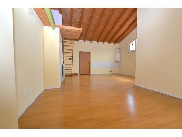APPARTAMENTO TRE LOCALI