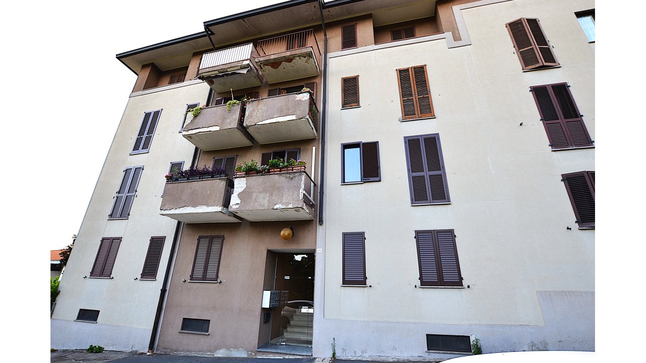 APPARTAMENTO TRE LOCALI