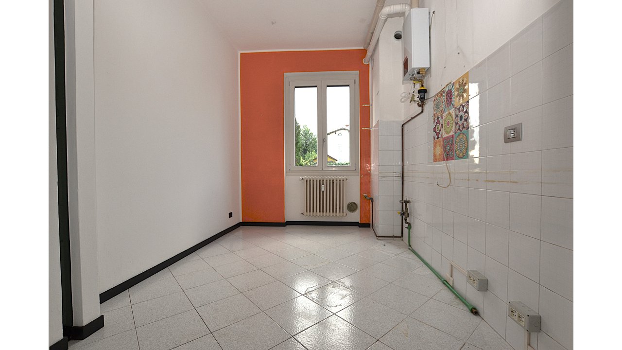 APPARTAMENTO TRE LOCALI