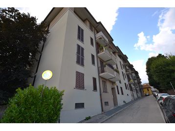 APPARTAMENTO TRE LOCALI