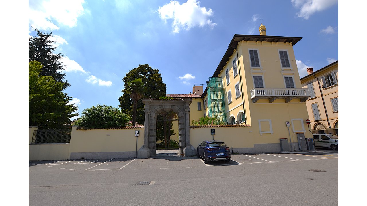 APPARTAMENTO TRE LOCALI
