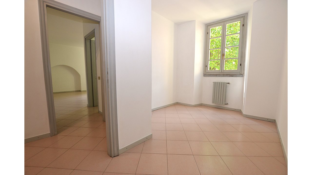 APPARTAMENTO TRE LOCALI