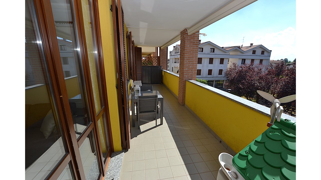 APPARTAMENTO TRE LOCALI