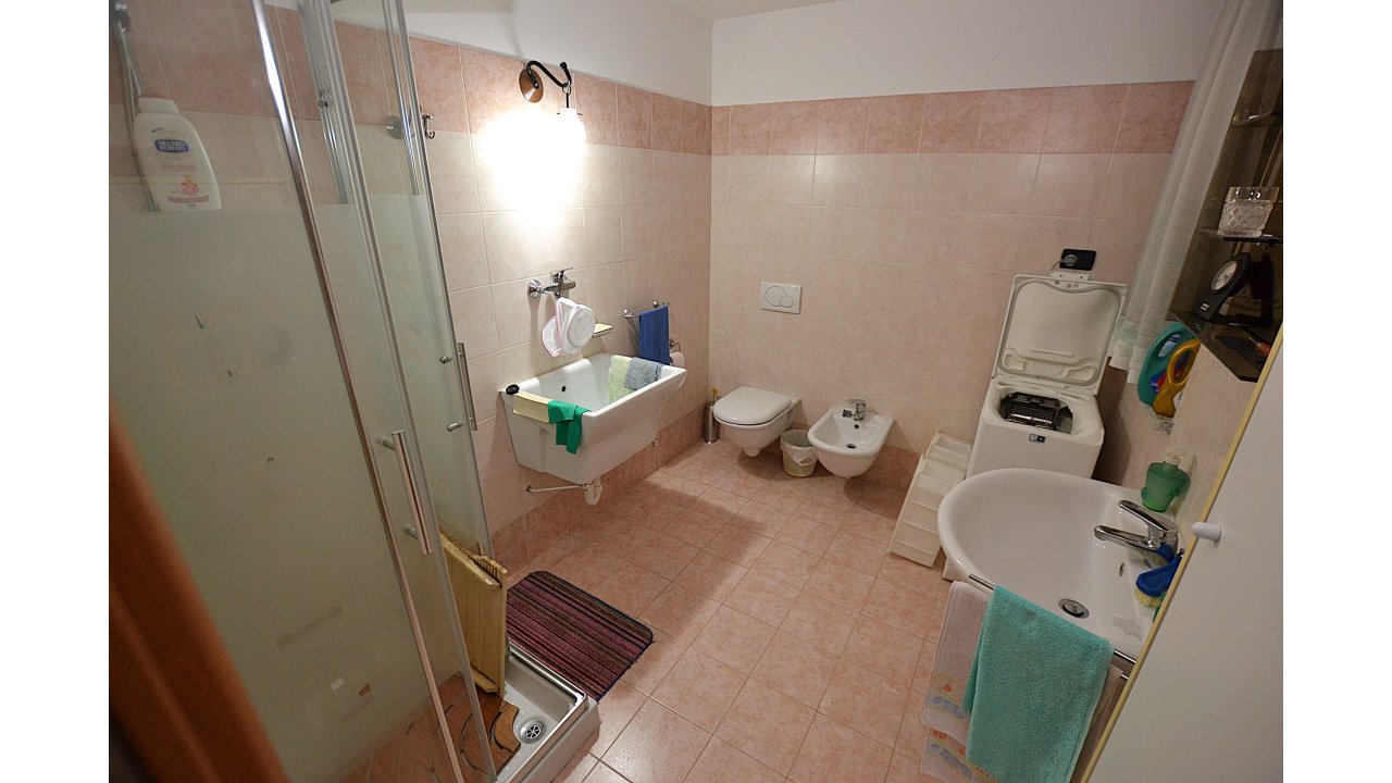 APPARTAMENTO TRE LOCALI