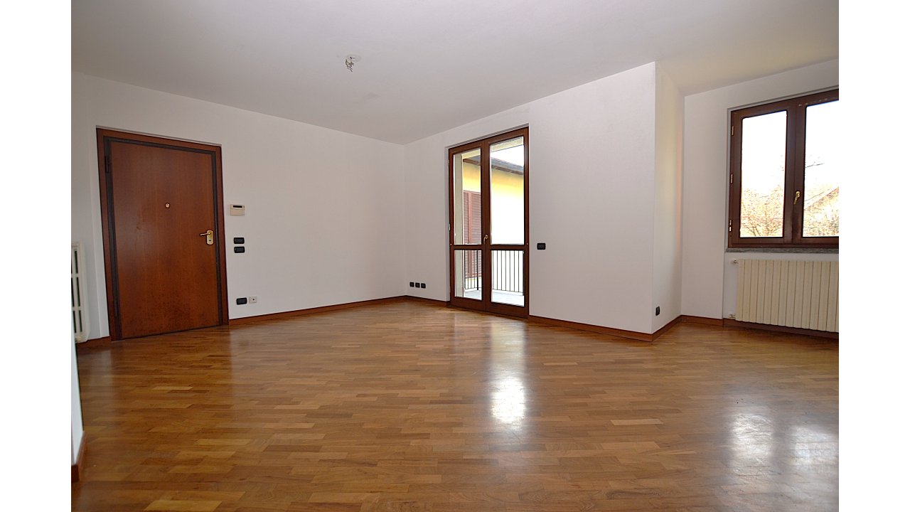 APPARTAMENTO TRE LOCALI