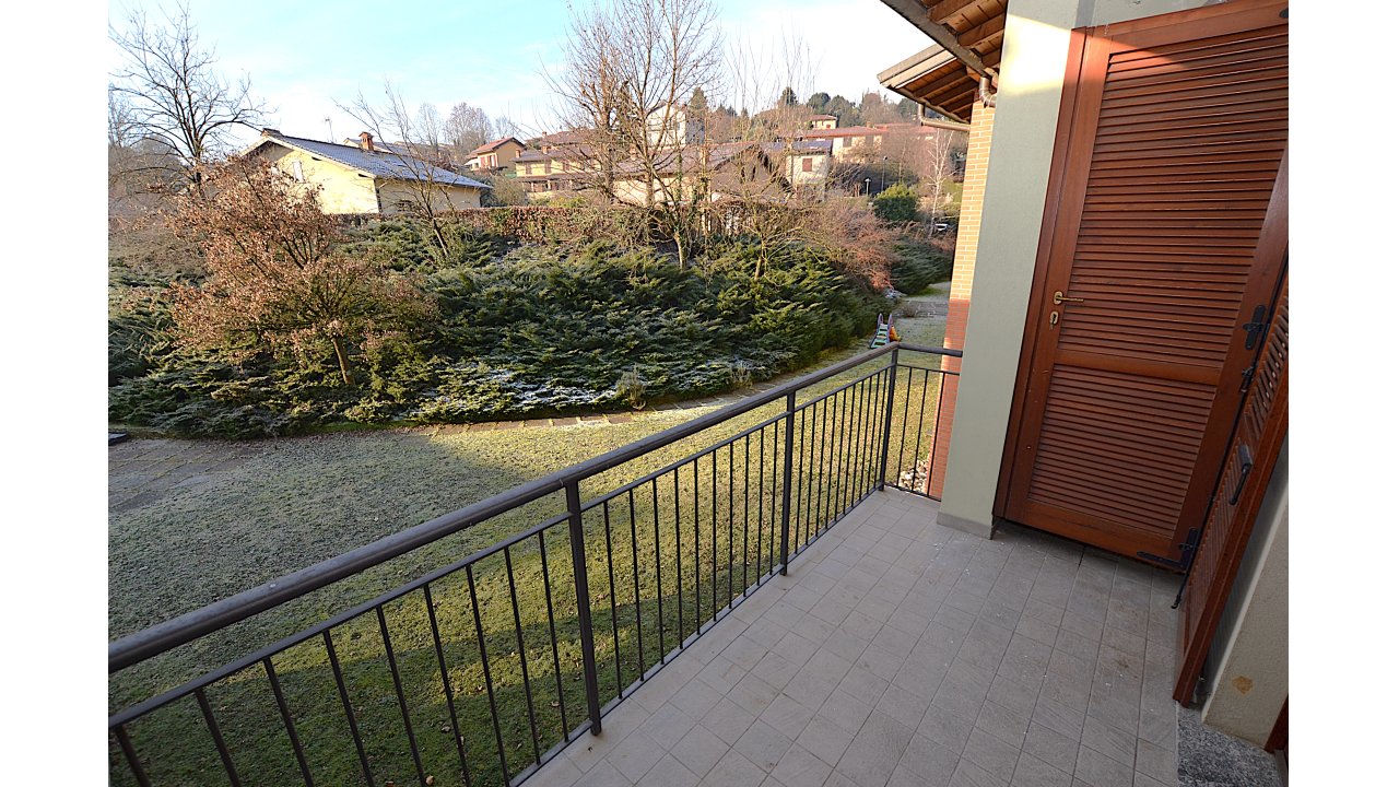 APPARTAMENTO TRE LOCALI