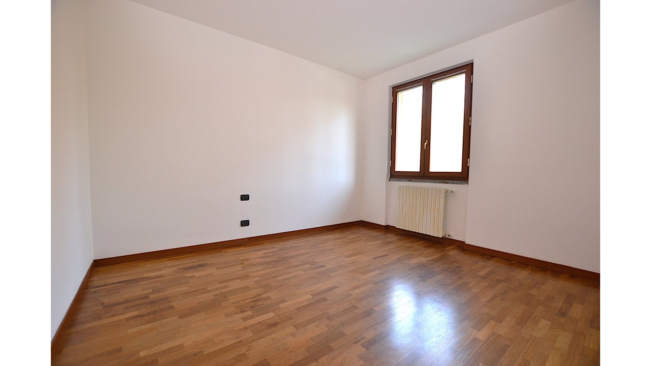 APPARTAMENTO TRE LOCALI