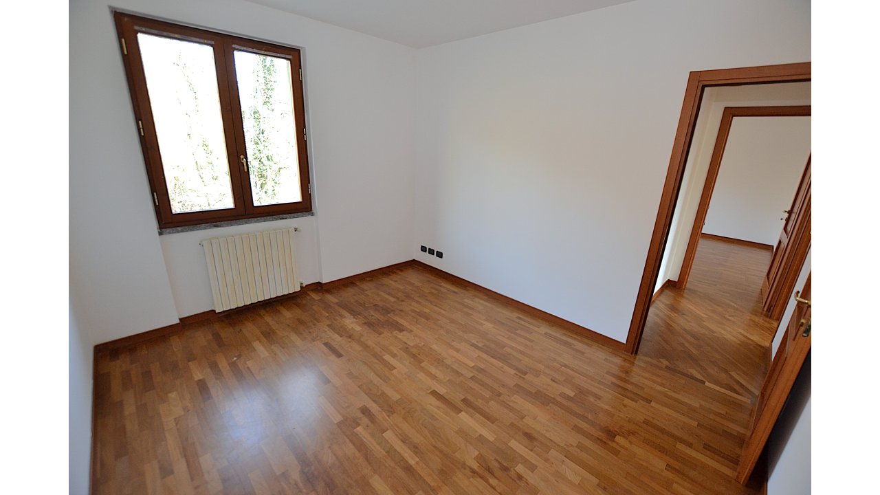 APPARTAMENTO TRE LOCALI