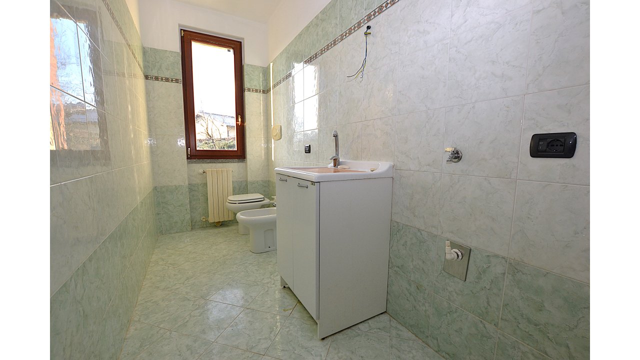 APPARTAMENTO TRE LOCALI