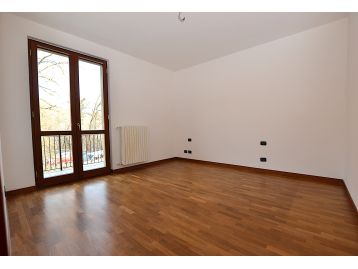 APPARTAMENTO TRE LOCALI