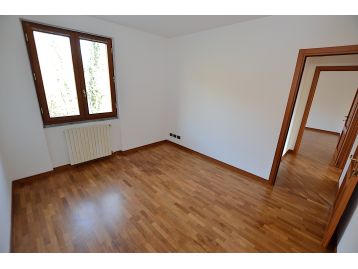 APPARTAMENTO TRE LOCALI