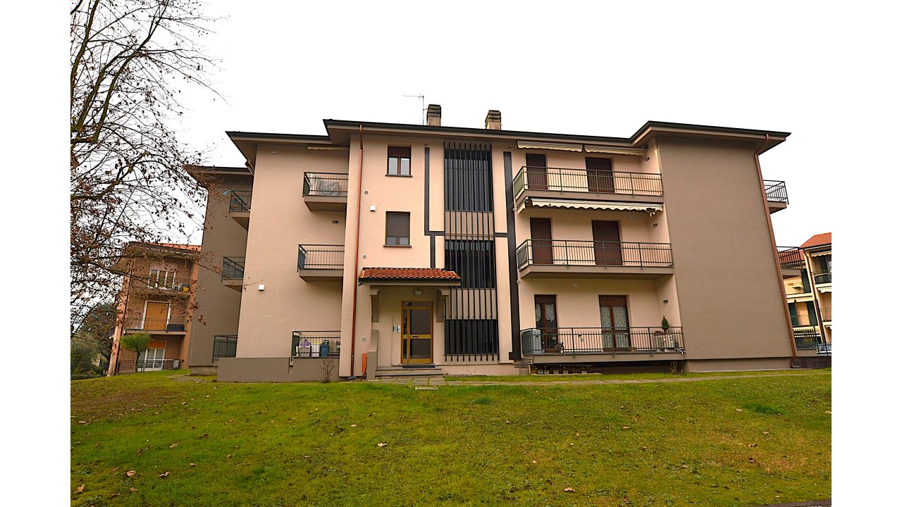 APPARTAMENTO TRE LOCALI