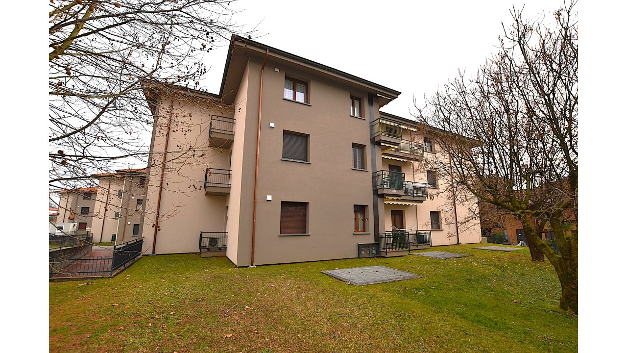 APPARTAMENTO TRE LOCALI