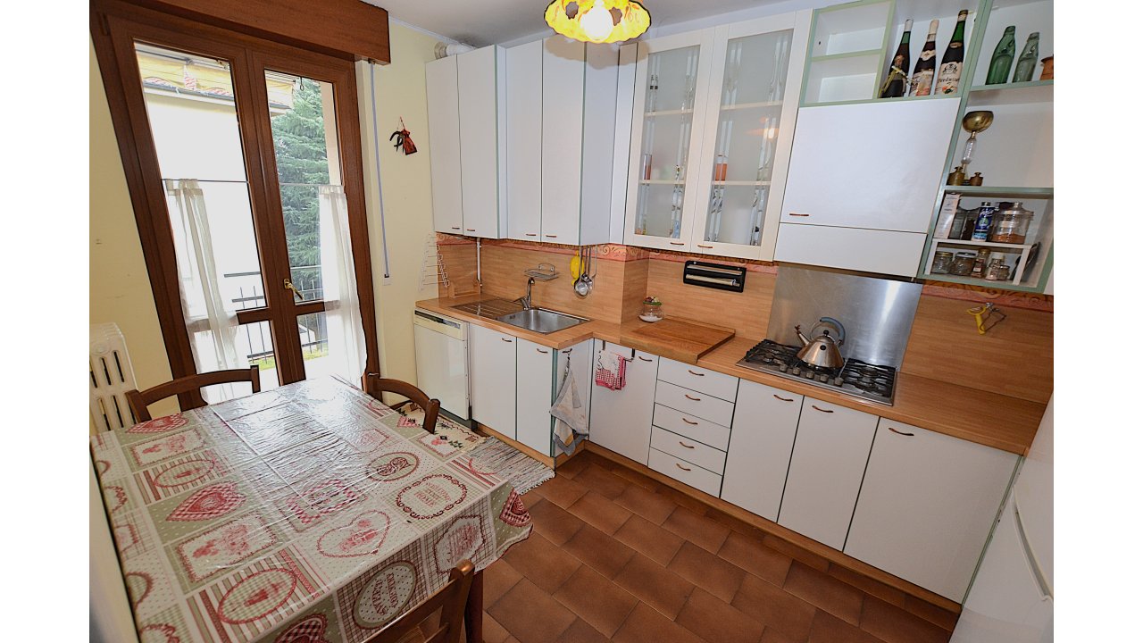 APPARTAMENTO TRE LOCALI