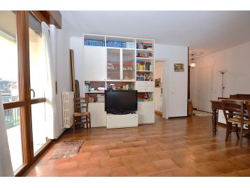 APPARTAMENTO TRE LOCALI