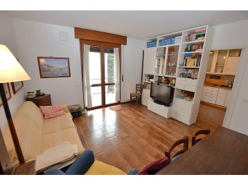 APPARTAMENTO TRE LOCALI