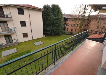 APPARTAMENTO TRE LOCALI