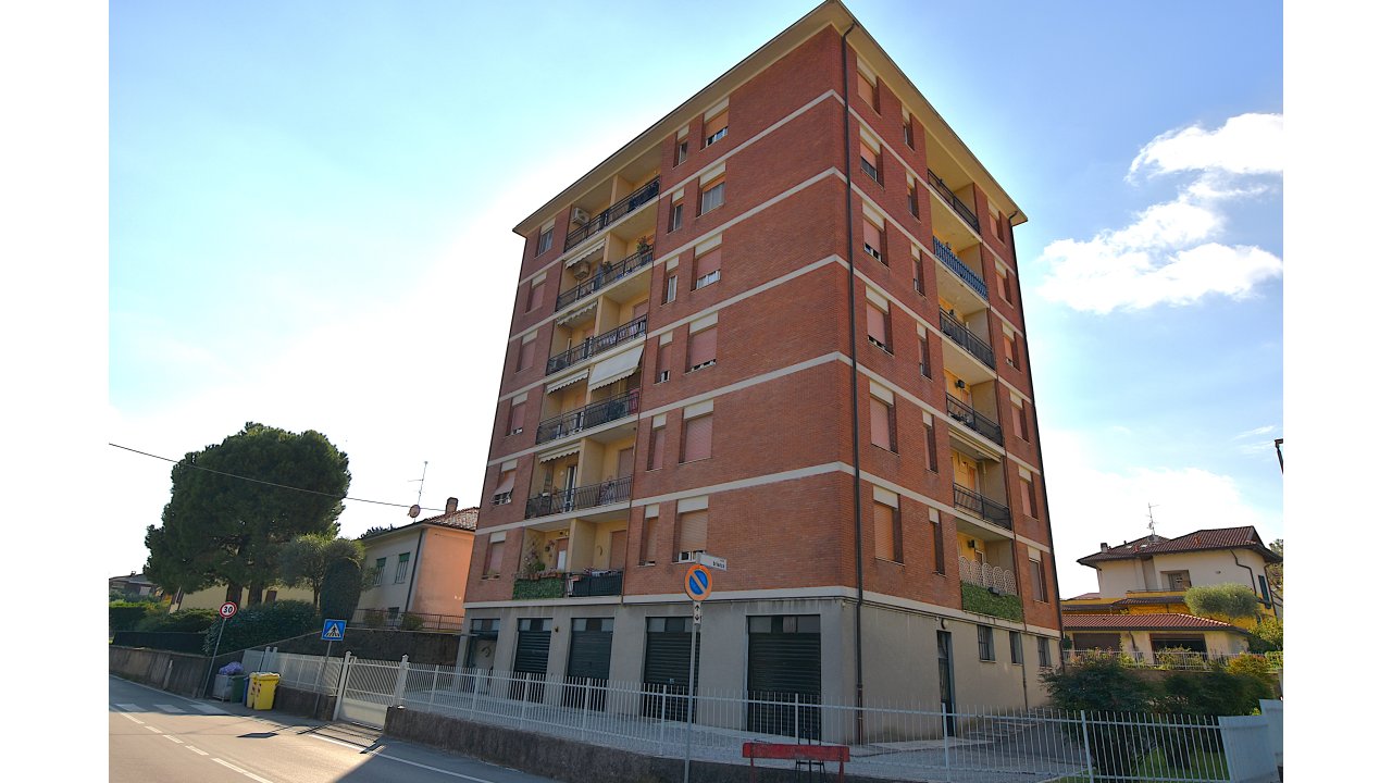 APPARTAMENTO TRE LOCALI
