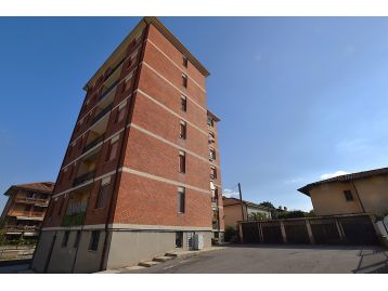 APPARTAMENTO TRE LOCALI