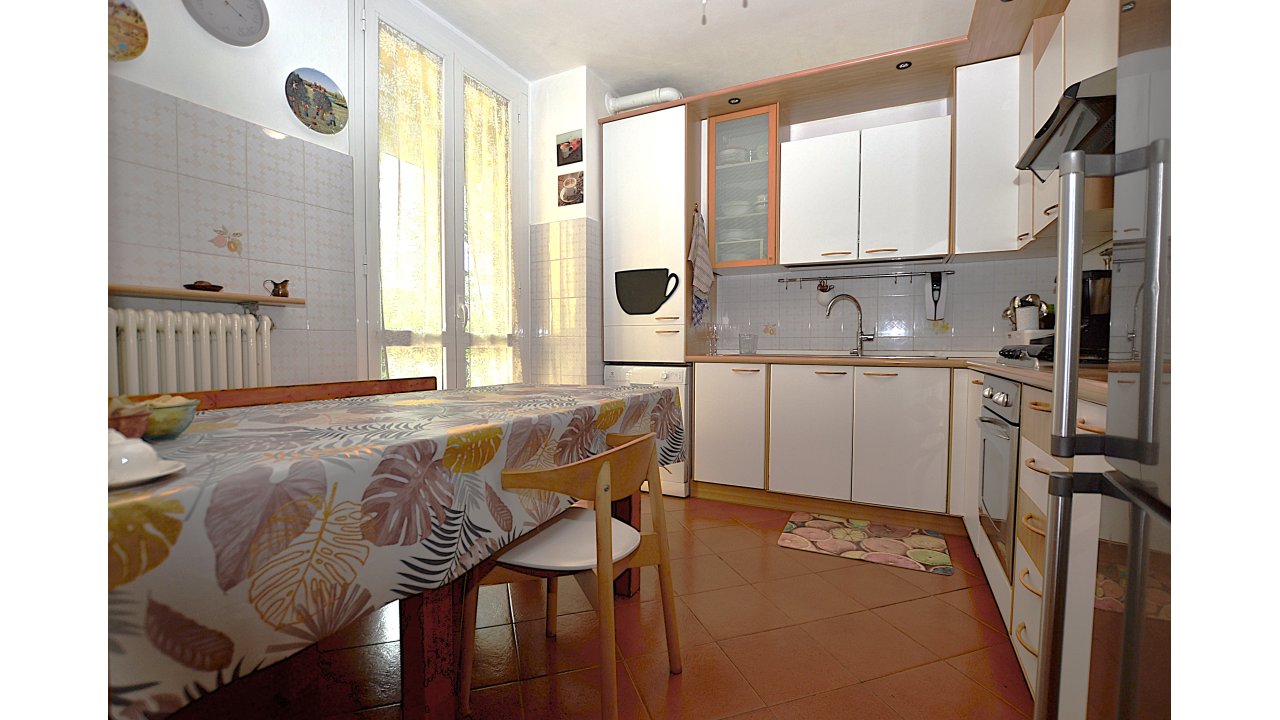 VILLA A SCHIERA