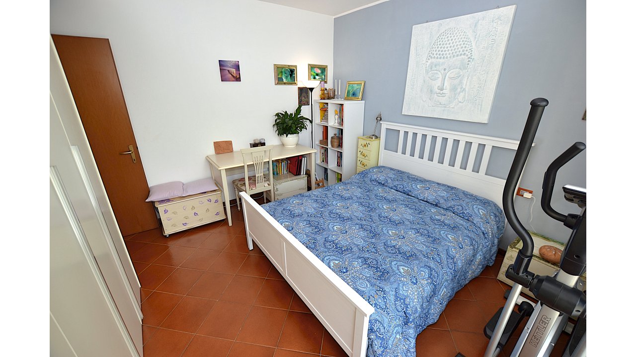 VILLA A SCHIERA