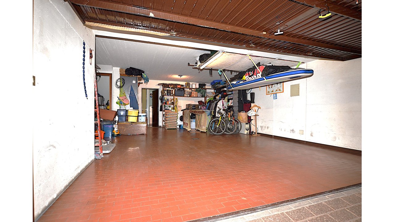 VILLA A SCHIERA