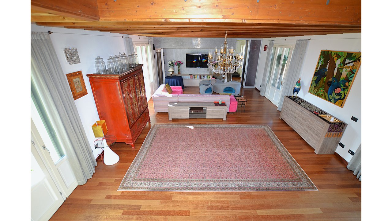 VILLA SINGOLA