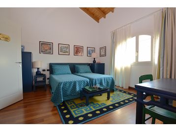 VILLA SINGOLA