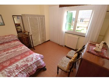 VILLA A SCHIERA