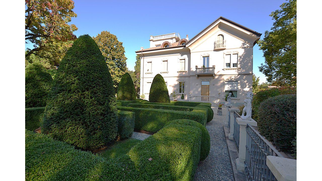 VILLA SINGOLA