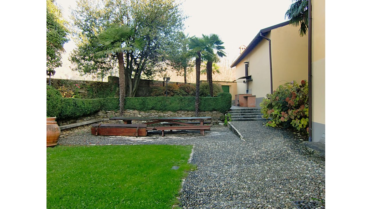 VILLA SINGOLA