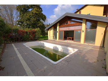 VILLA SINGOLA