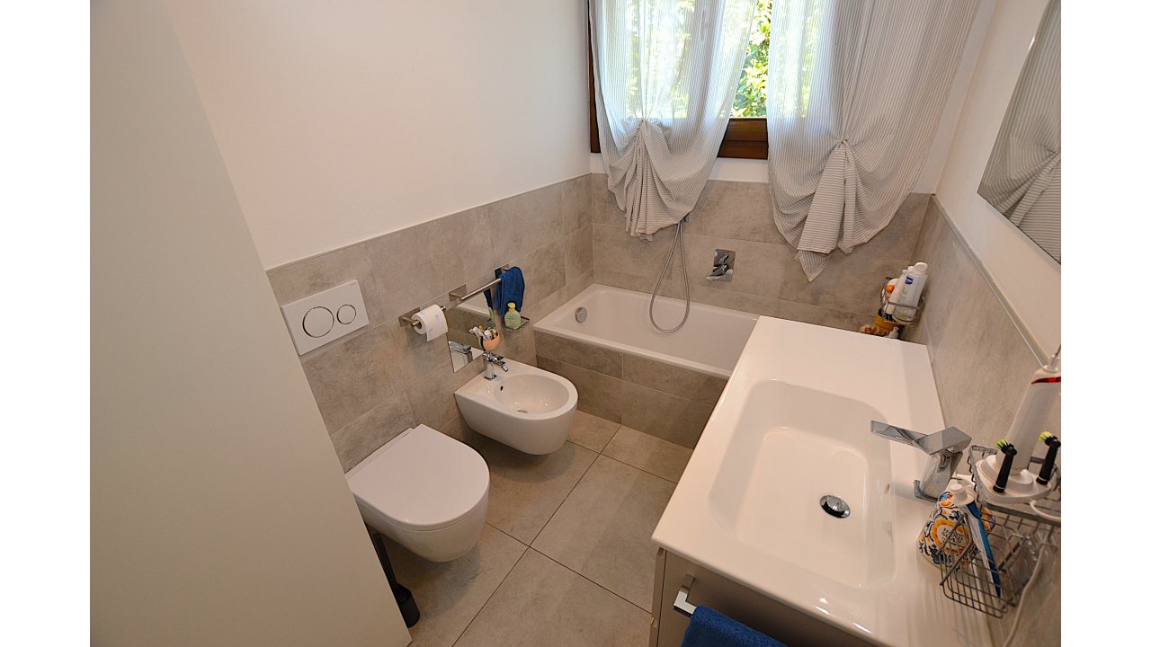 VILLETTA A SCHIERA