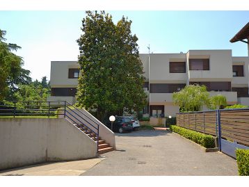 VILLETTA A SCHIERA