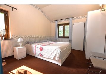 VILLA A SCHIERA