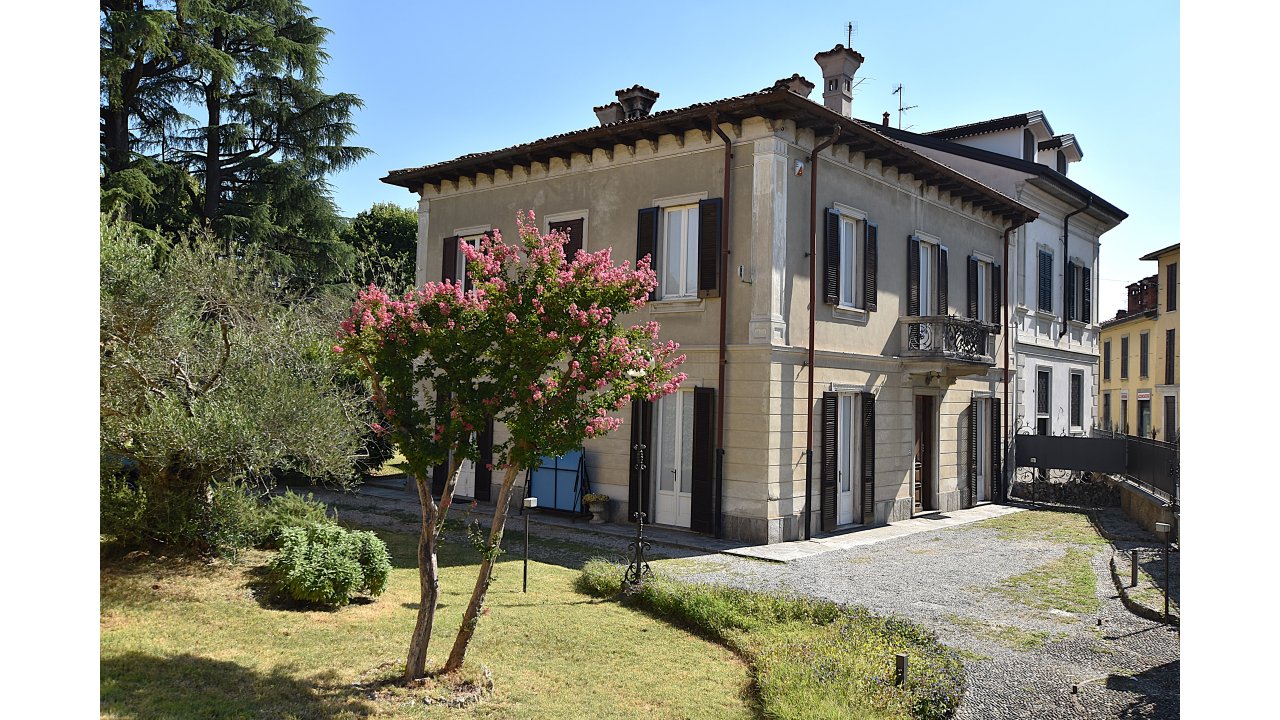 VILLA D'EPOCA