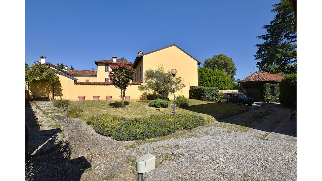 VILLA D'EPOCA