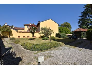 VILLA D'EPOCA