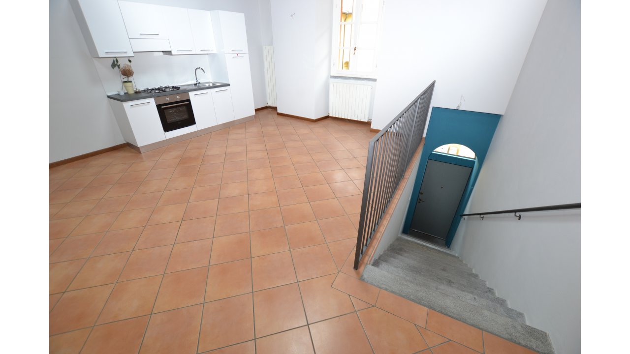 APPARTAMENTO TRE LOCALI