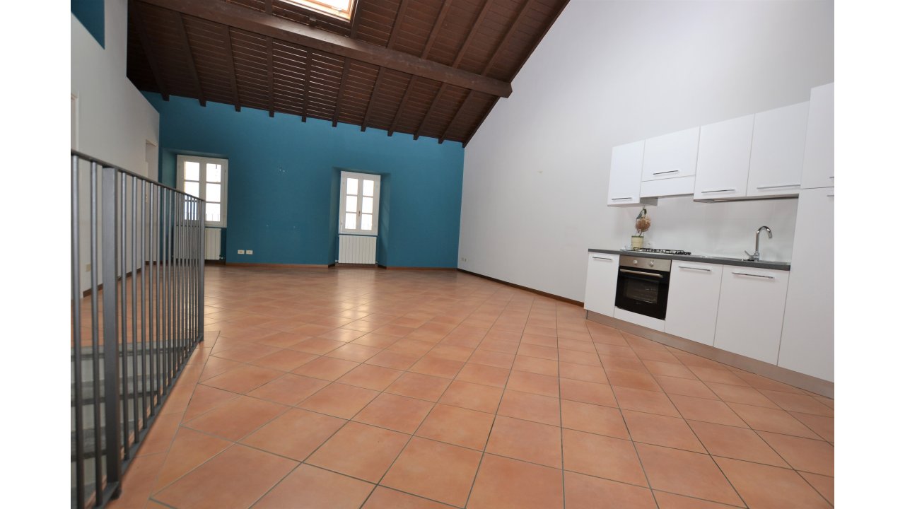 APPARTAMENTO TRE LOCALI