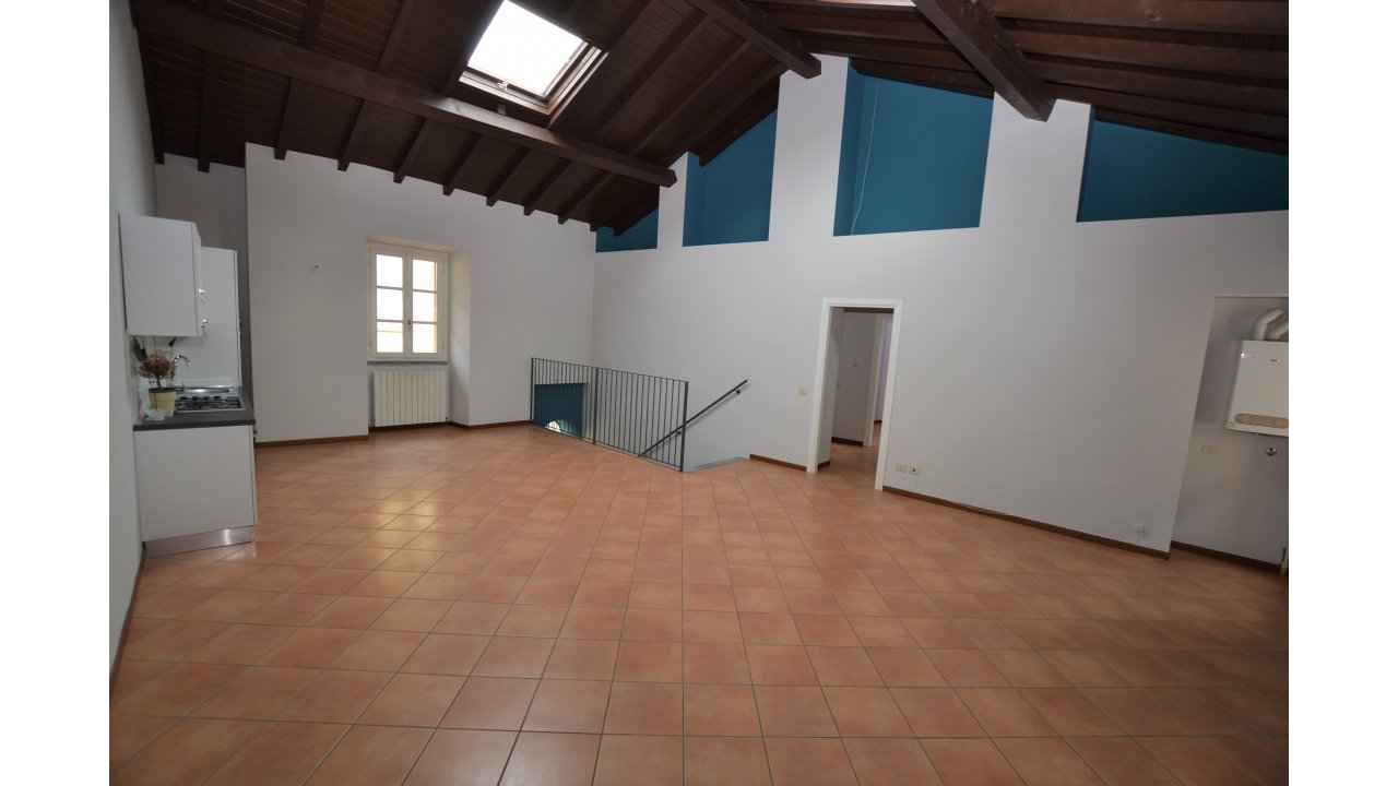 APPARTAMENTO TRE LOCALI