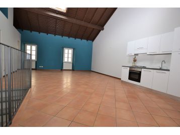 APPARTAMENTO TRE LOCALI