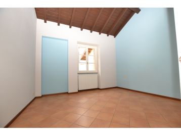 APPARTAMENTO TRE LOCALI