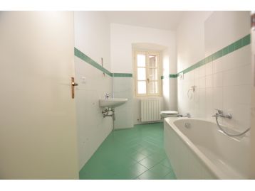 APPARTAMENTO TRE LOCALI