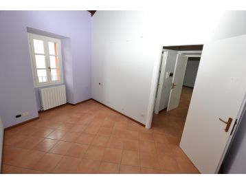 APPARTAMENTO TRE LOCALI