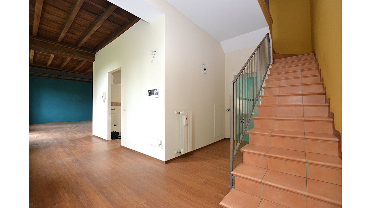 VILLA INDIPENDENTE