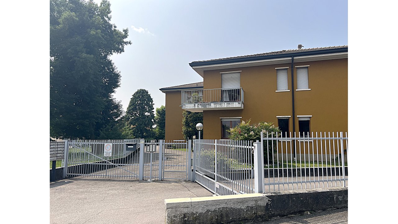 APPARTAMENTO TRE LOCALI