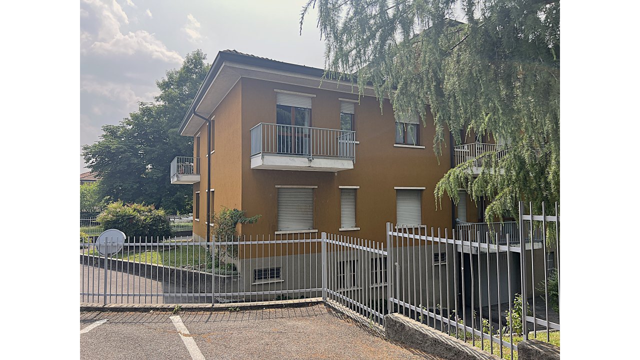APPARTAMENTO TRE LOCALI