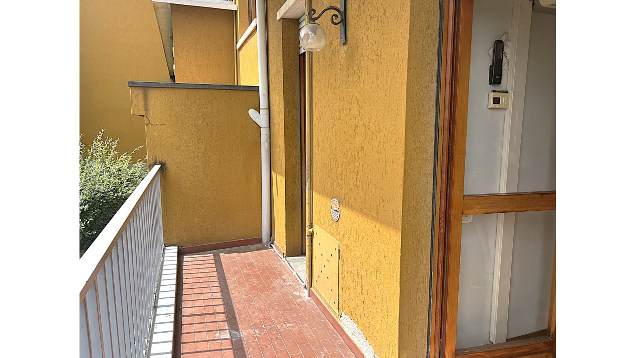 APPARTAMENTO TRE LOCALI